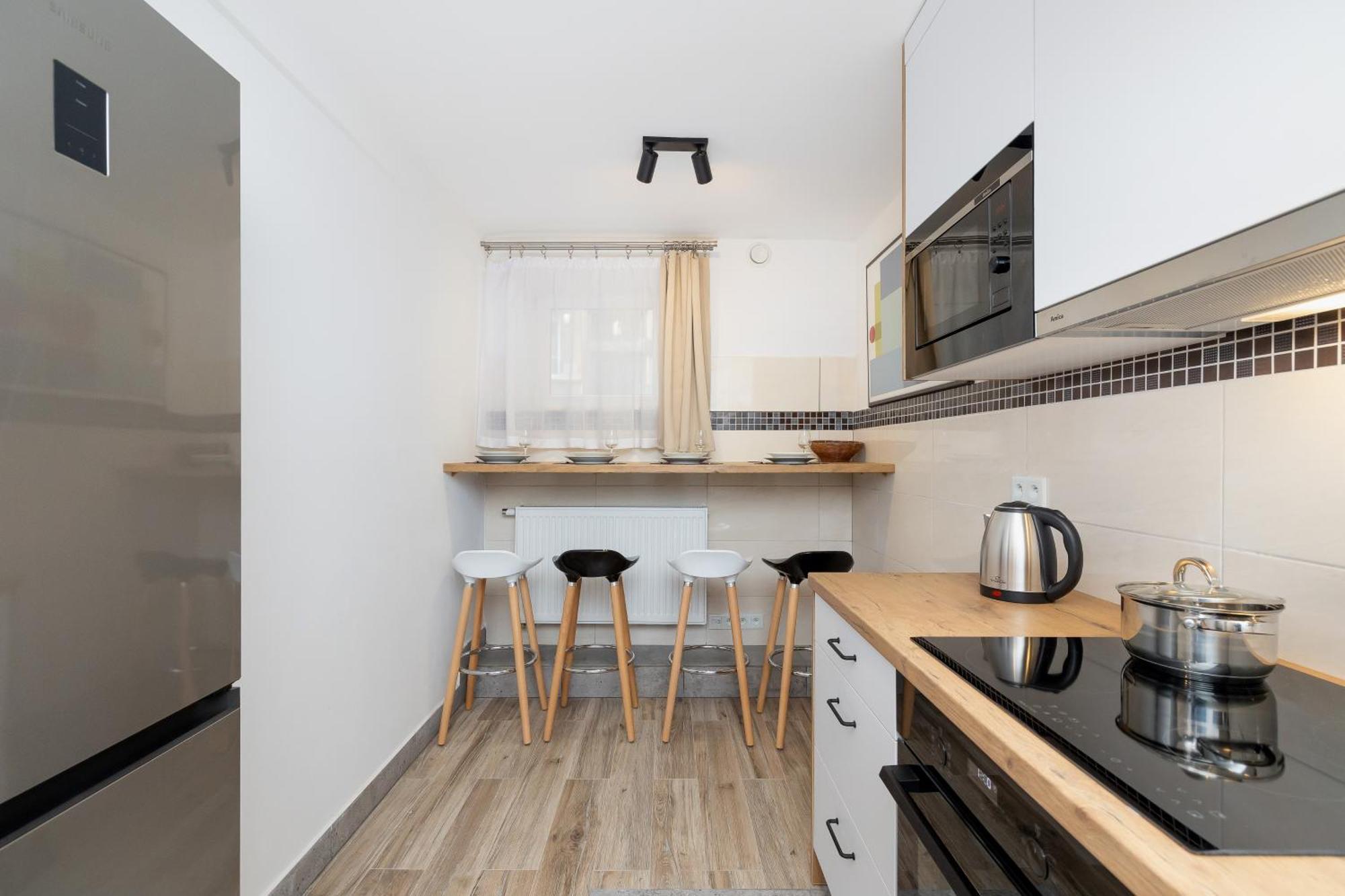 Classic & Elegant Moniuszki In By Renters * Krakau
