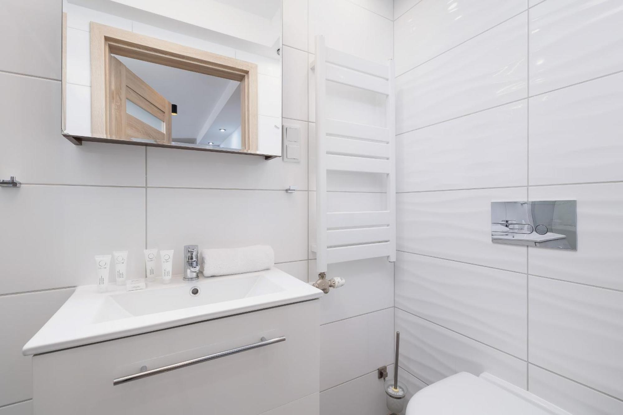 Classic & Elegant Moniuszki In By Renters * Krakau