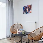 Classic & Elegant Apartments Moniuszki In Krakow By Noclegi Renters